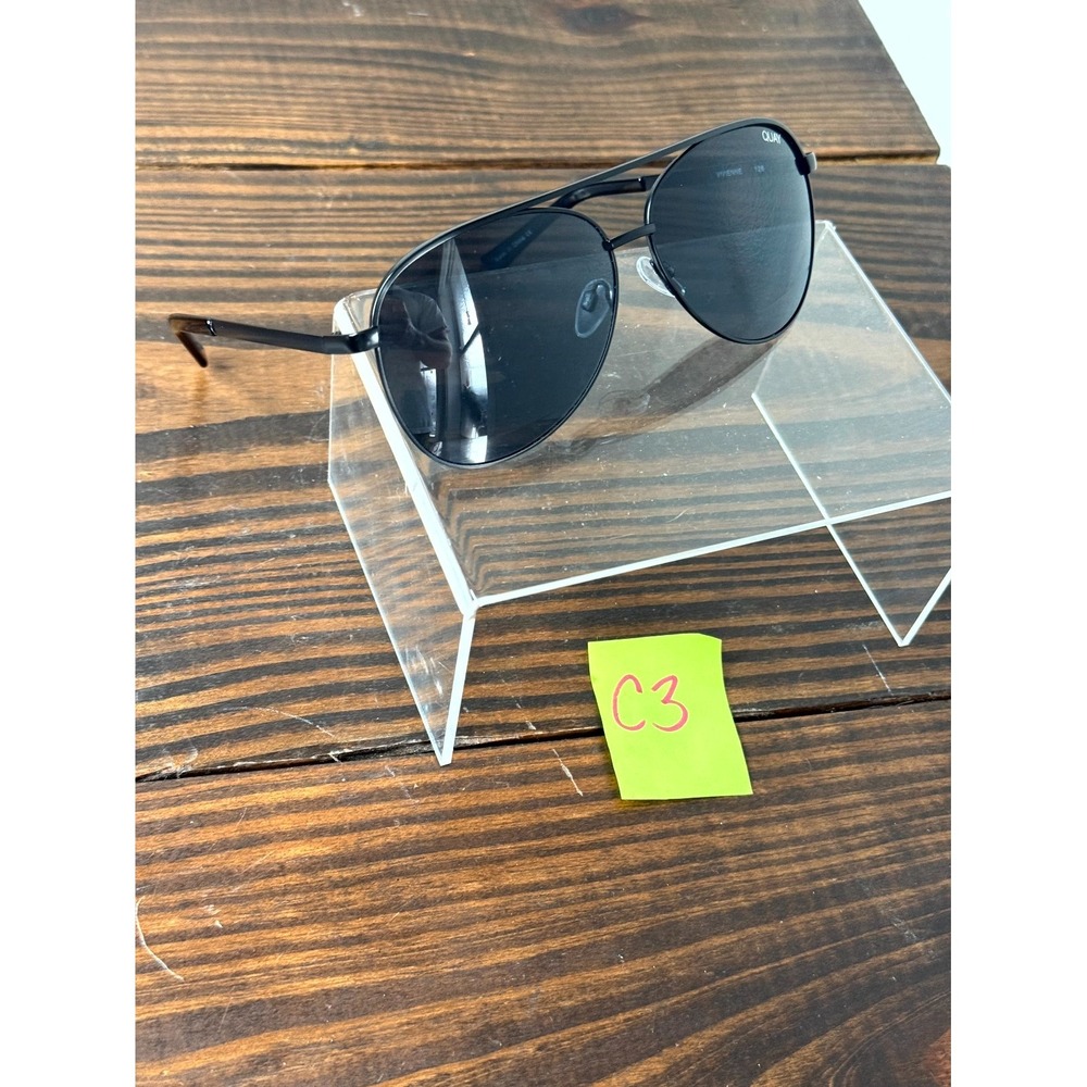 Quay Australia Vivienne Womens Black Matel Smoke Gray Frame Aviator Sunglasses